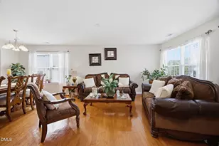 7315 Great Laurel Dr, Raleigh, NC 27616 - Photo 14