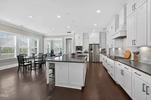 200 Lofty Oak Ln, Holly Springs, NC 27540 - Photo 10