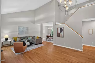 123 Tremont Cir, Chapel Hill, NC 27516 - Photo 6