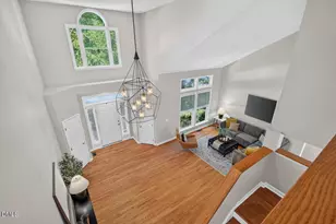 123 Tremont Cir, Chapel Hill, NC 27516 - Photo 10