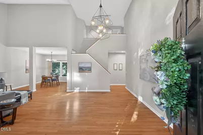 123 Tremont Circle, Chapel Hill, NC 27516 - Photo 2