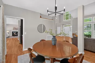 123 Tremont Cir, Chapel Hill, NC 27516 - Photo 12