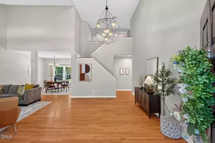 123 Tremont Cir, Chapel Hill, NC 27516 - Photo 4