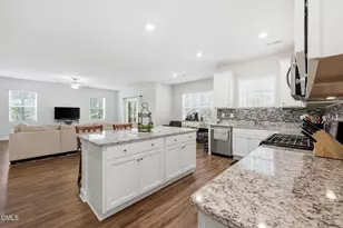 923 Weatherby Ln, Creedmoor, NC 27522 - Photo 4