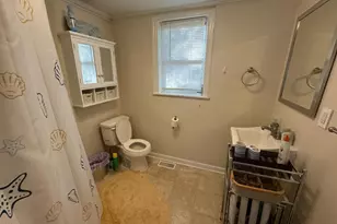 200 Hunter St, Cary, NC 27511 - Photo 8