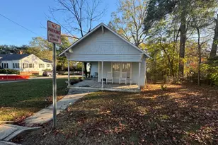200 Hunter St, Cary, NC 27511 - Photo 2