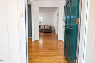 393 Wesley Ct, Chapel Hill, NC 27516 - Photo 6