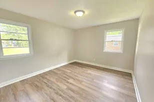 408 Oak St, Smithfield, NC 27577 - Photo 12