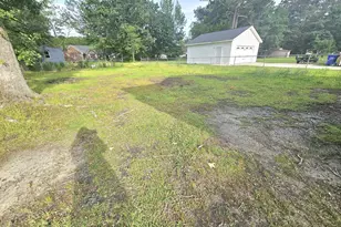 408 Oak St, Smithfield, NC 27577 - Photo 18