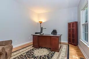 107 Walmsley Ct, Cary, NC 27519 - Photo 14