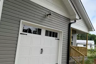 1215 St Regis Dr, Burlington, NC 27217 - Photo 2