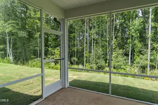 416 Southland Dr, Zebulon, NC 27597 - Photo 4