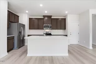 1506 Hatteras Rd, Durham, NC 27703 - Photo 10