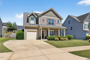 1027 Bridlemine Dr, Fuquay-Varina, NC 27526 - Photo 2