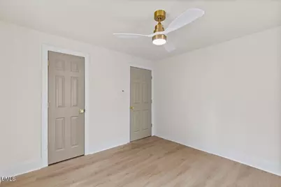 116 S Fitzgerald Street, Pine Level, NC 27568 - Photo 4