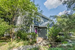 2226 Pathway Dr, Carrboro, NC 27516 - Photo 1