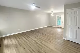 501 Correnna St, Apex, NC 27502 - Photo 6