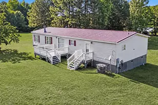 150 Freedom Ln, Henderson, NC 27537 - Photo 6