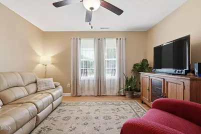 200 Alan Charles Way, Aberdeen, NC 28315 - Photo 10