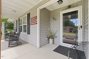 200 Alan Charles Way, Aberdeen, NC 28315 - Photo 4