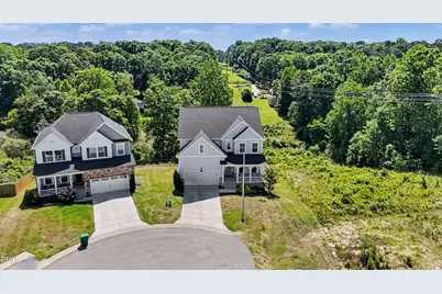 447 Forestview Crest Way, Fuquay-Varina, NC 27526 - Photo 2