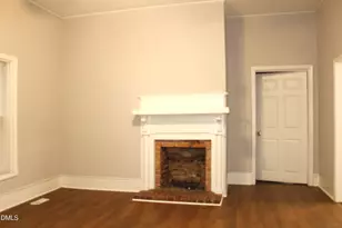 122 E Horton St, Zebulon, NC 27597 - Photo 6