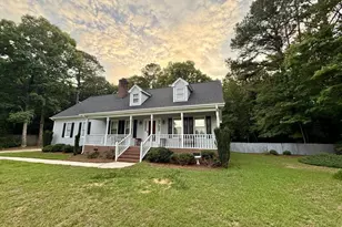 129 Pebble Dr, Clayton, NC 27520 - Photo 2