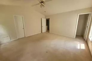 12 Bridgeport Dr, Durham, NC 27713 - Photo 38