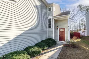 105 Otter Crest Way, Holly Springs, NC 27540 - Photo 4