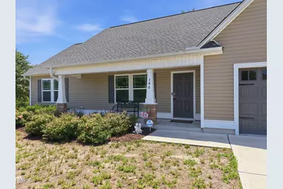 346 Touchdown Way, Benson, NC 27504 - Photo 2