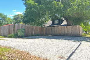541 Roanoke Ave, Roanoke Rapids, NC 27870 - Photo 44
