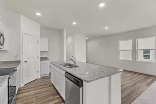 1554 Pond Overlook Dr, Nashville, NC 27856 - Photo 6