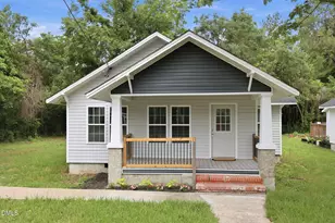 98 S Fayetteville St, Parkton, NC 28371 - Photo 2
