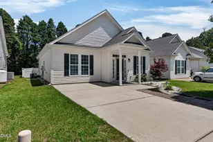 723 Barlang Circle, Fuquay-Varina, NC 27526 - Photo 4