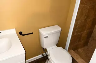 1018 E 9th St, Lumberton, NC 28358 - Photo 26
