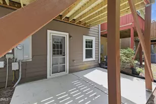 302 Linden Park Ln, Cary, NC 27519 - Photo 38