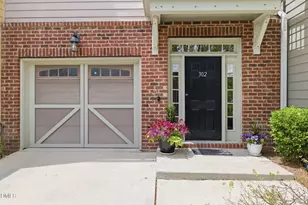 302 Linden Park Ln, Cary, NC 27519 - Photo 2
