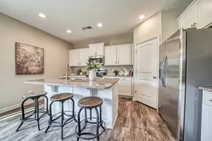 923 Rock Pillar Rd, Clayton, NC 27520 - Photo 10