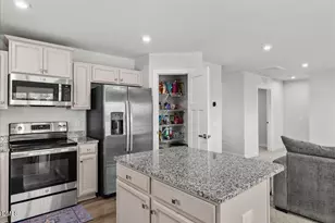 648 Jasmine St, Wendell, NC 27591 - Photo 8