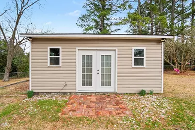 423 E Edinborough Avenue, Raeford, NC 28376 - Photo 28