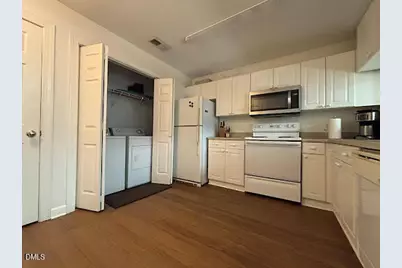 929 Morreene Road #B35, Durham, NC 27705 - Photo 6