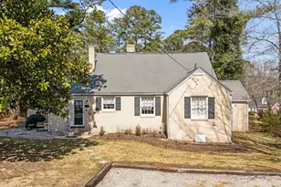 602 Williamsboro St, Oxford, NC 27565 - Photo 2