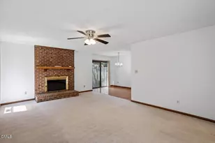 129 Lake Pine Dr, Cary, NC 27511 - Photo 4
