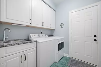 5805 Valley Mist Court, Raleigh, NC 27613 - Photo 32