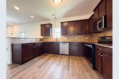 216 Hardaway Point, Clayton, NC 27527 - Photo 2