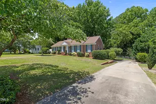 607 Gloucester Rd, Goldsboro, NC 27534 - Photo 4