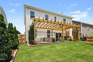 1405 Queen Trigger Dr, Fuquay Varina, NC 27526 - Photo 28
