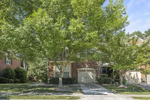 113 Longchamp Ln, Cary, NC 27519 - Photo 2