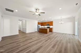 545 Glenwyck Ct, Fuquay-Varina, NC 27526 - Photo 4