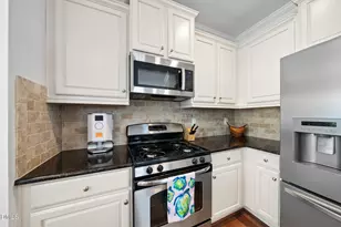 1524 Crafton Way, Raleigh, NC 27607 - Photo 16